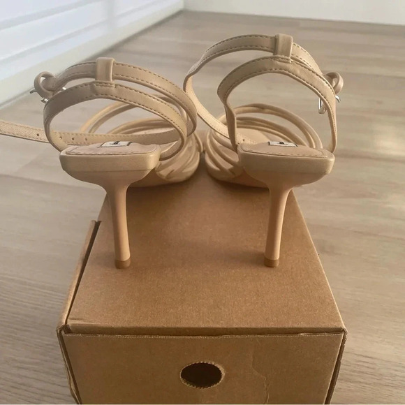 Stradivarius Strappy Sandals - Picture 5 of 5